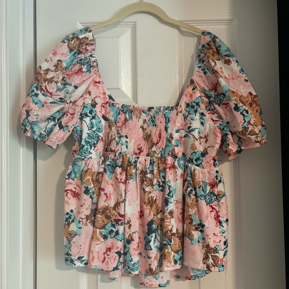 Pink floral blouse - Picture 2 of 3